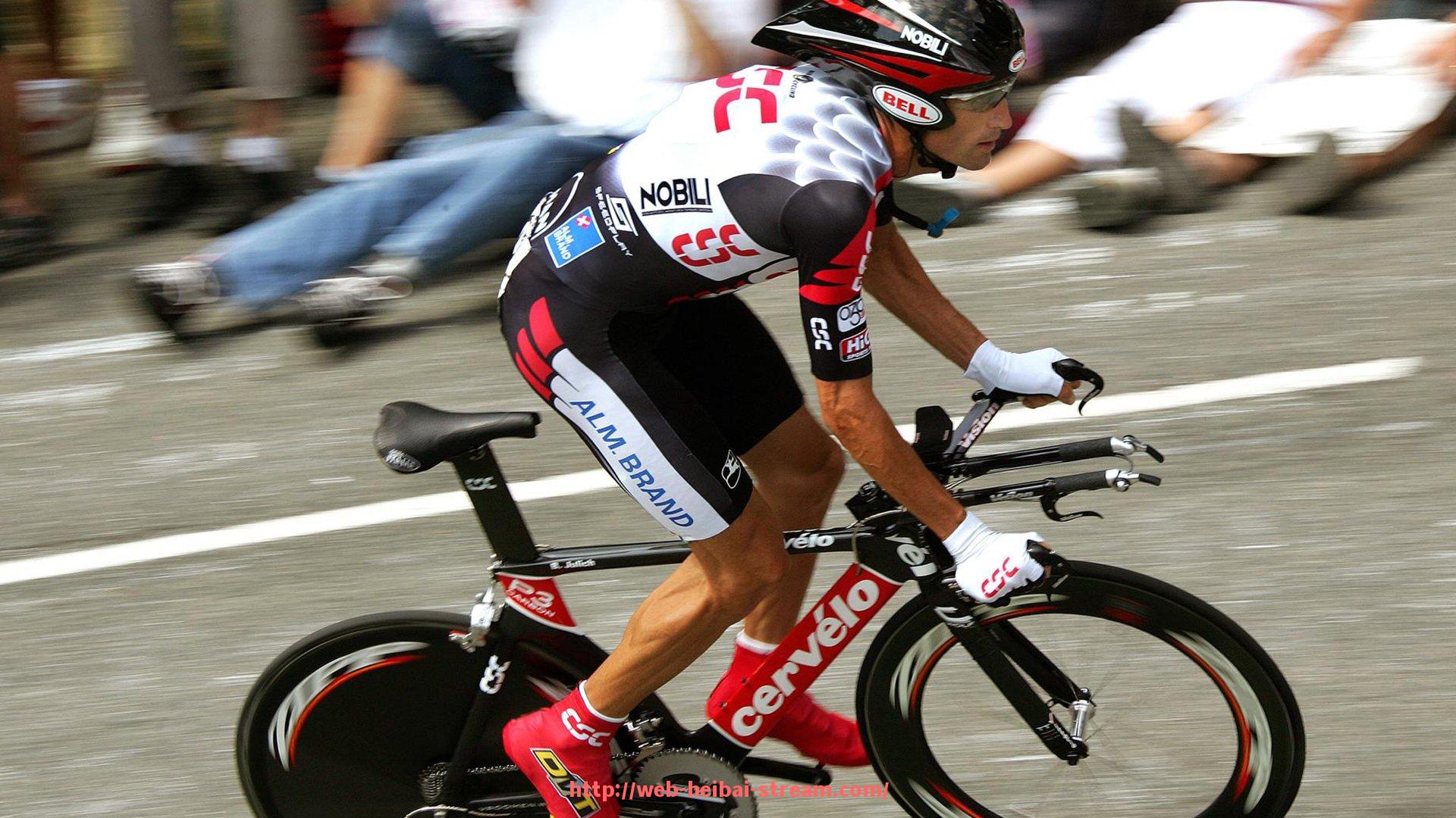 黑白体育直播-曼城世俱杯中文用户热议话题及社群热点追踪报告